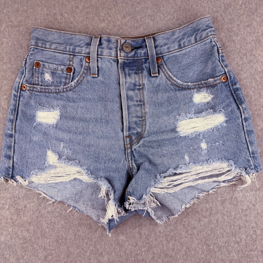 Levis 501 Original High Rise Distressed Denim Shorts Light Wash 56327-0213 W24